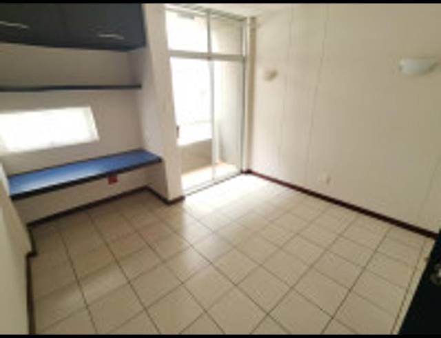2 BEDROOM APARTMENT FOR SALE IN HATFIELD